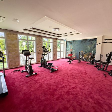 Hotel Aurora 미슈콜츠 외부 사진