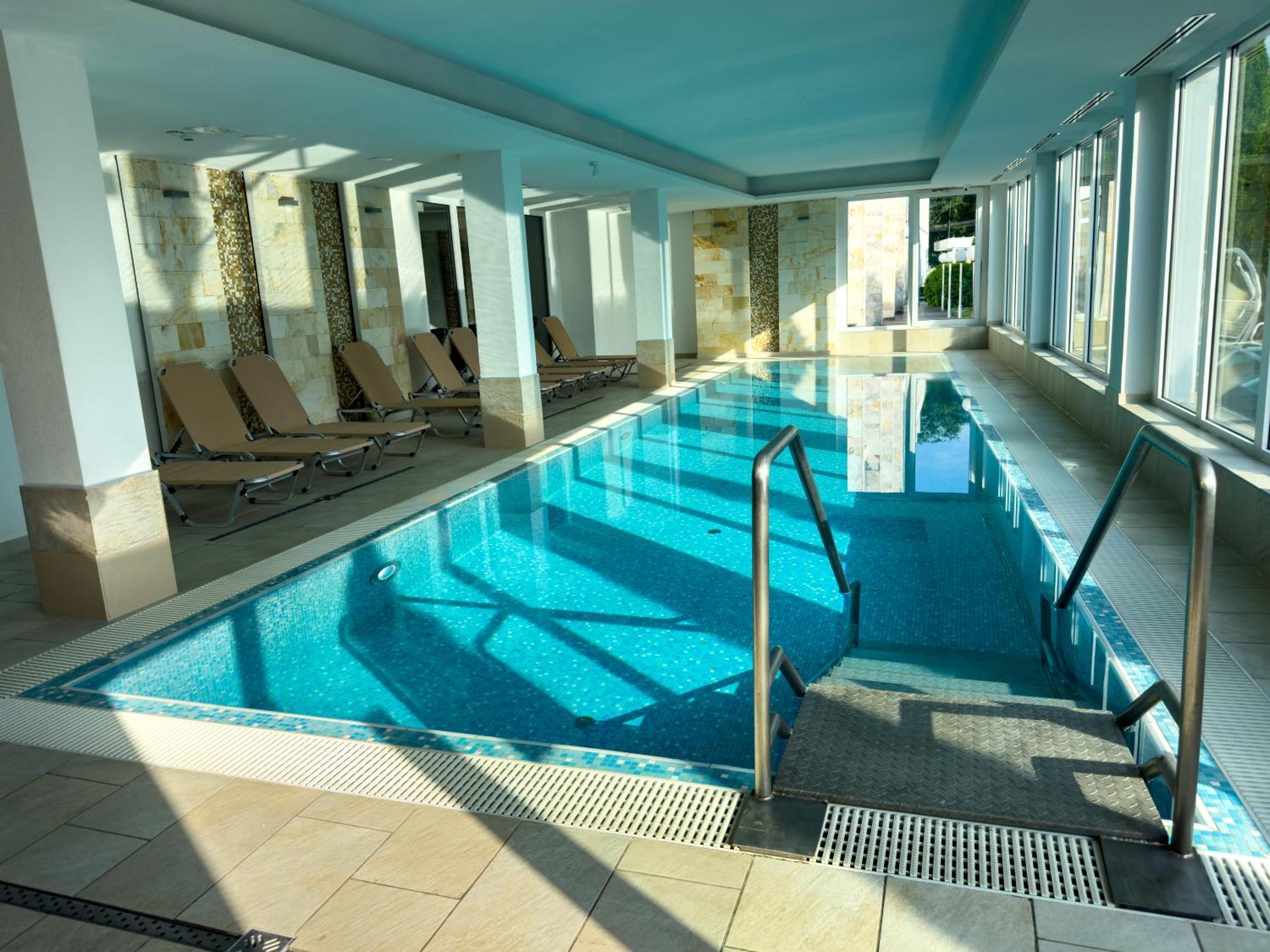 Hotel Aurora 미슈콜츠 외부 사진