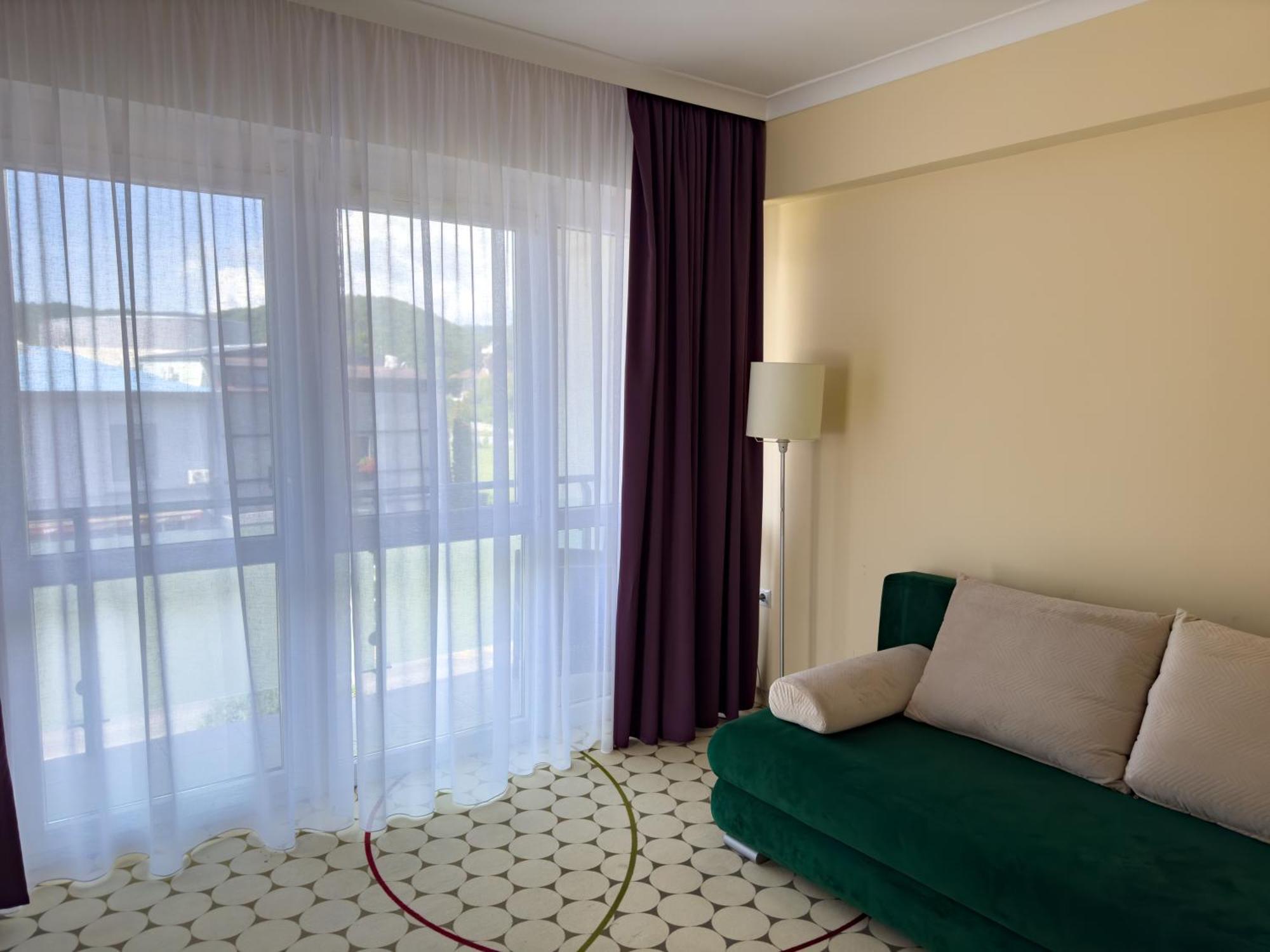 Hotel Aurora 미슈콜츠 외부 사진