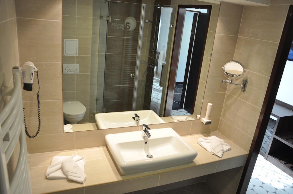 Hotel Aurora 미슈콜츠 객실 사진